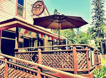Whitefish Hostel Exterior foto